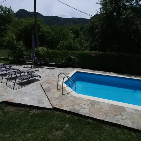 Nanevi Vakantiehuis Teteven