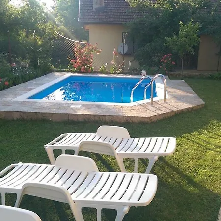 Nanevi Vakantiehuis Teteven